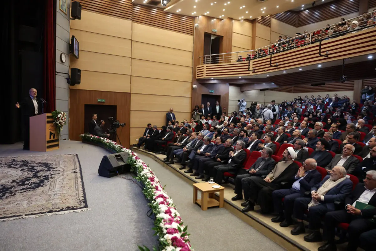 هر بخش نظام اداری فربه را که میخواهیم اصلاح و حذف کنیم، علیه ما جوسازی میشود!