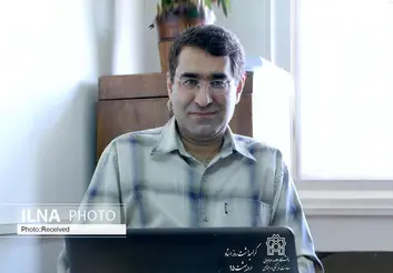 کولبریِ علمیِ دانشجویان برای اساتید/ بساطِ "بساز و بفروشی علمی" متاثر از فضای اقتصادی کشور است