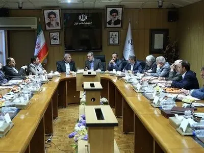 کاهش انگیزه تحصیل در خارج از کشور با ساخت مدارس استاندارد در مناطق آزاد