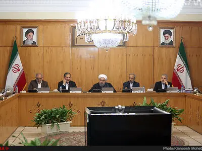 تاخیر کارمندان دولتی از اول تا ۱۵ مهرماه تا ساعت ۹ صبح مجاز است