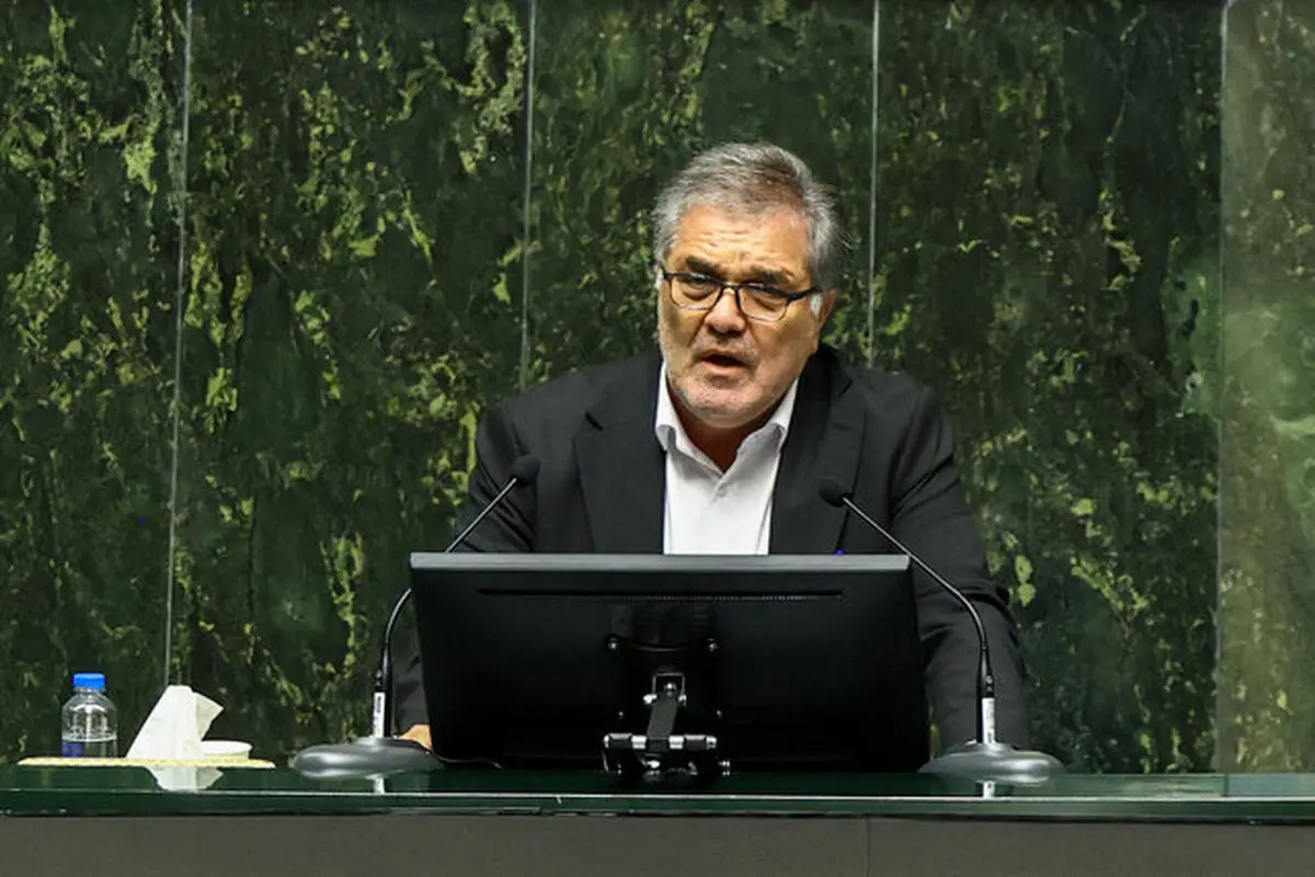 در برخی استان‌ها درخواست تعلیق تشکیل کلاس‌ها را داده‌ایم/ باید در مدارس و پادگان‌ها از گسترش شیوع آنفولانزا جلوگیری شود