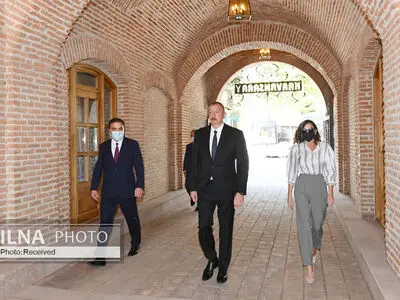 بازدید رئیس جمهور آذربایجان و همسرش از کاروانسرای شاه عباس