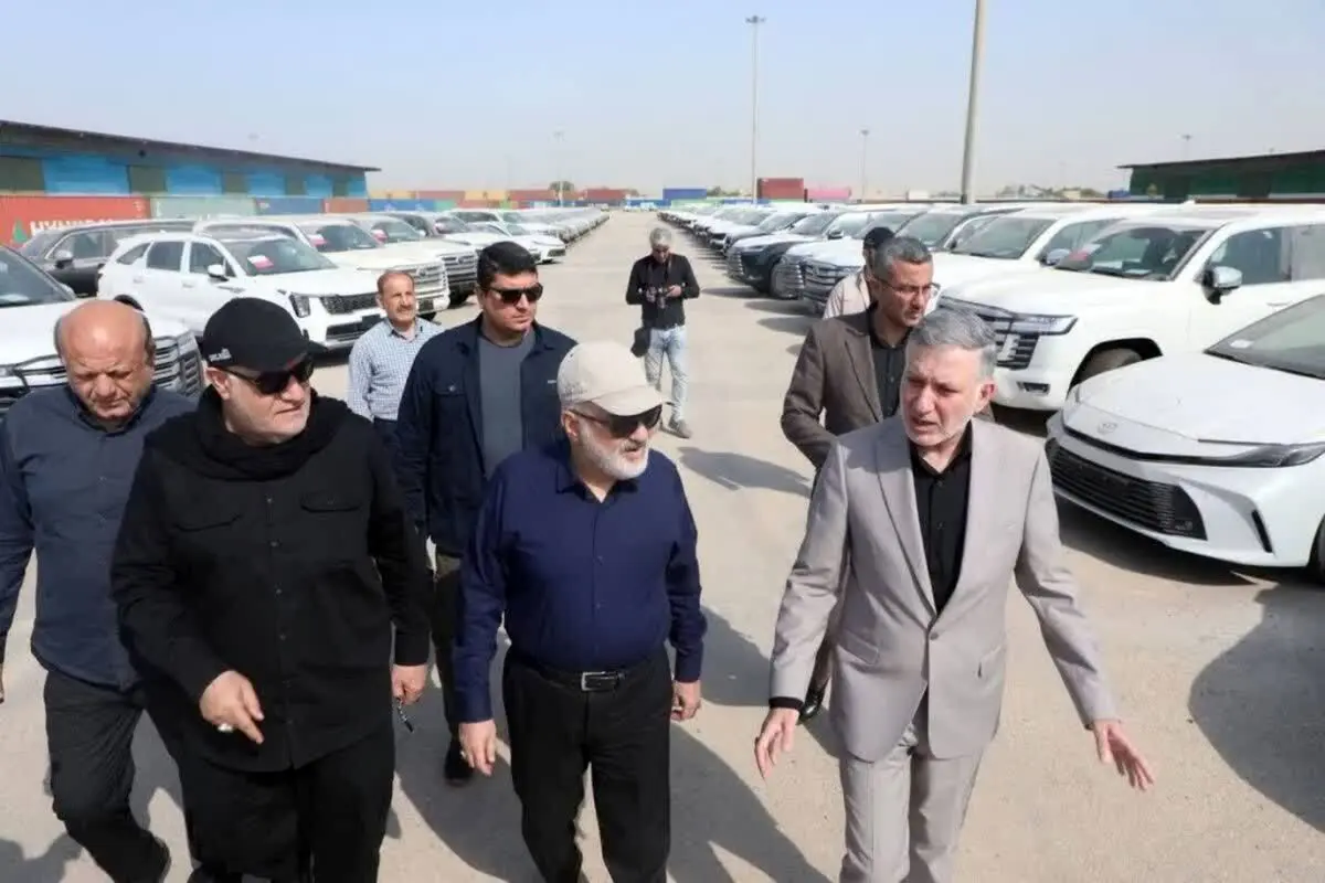 وعده استاندار خوزستان محقق شد / آغاز ترخیص خودروهای خارجی بلاتکلیف در گمرک خرمشهر