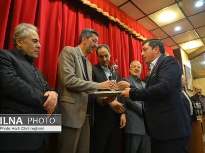 همایش تجلیل از صادرکنندگان برگزیده استان قم