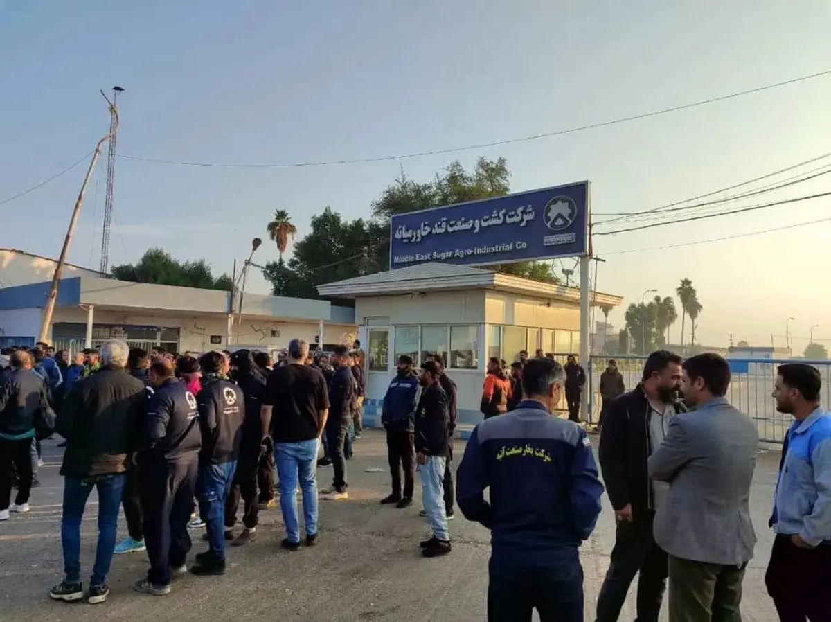 کارگران قند خاورمیانه شوش از پرداخت‌ها و پیگیری مطالبات خود خبر دادند