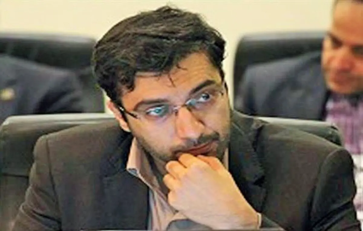 اداره کل تجهیزات پزشکی در ارائه سامانه های الکترونیکی پیشرو است
