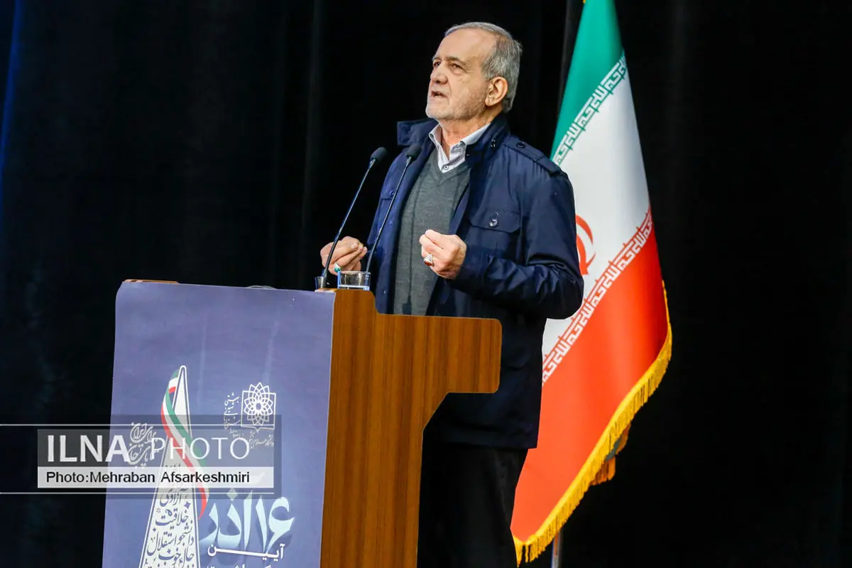 هنر باید مرهم زخم‌های جامعه و پاسدار انسجام ملی باشد