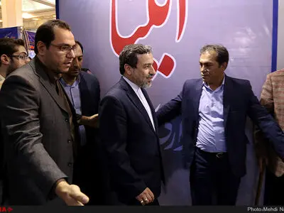 ششمین روز نمایشگاه مطبوعات و خبرگزاری‌ها - غرفه ایلنا /4