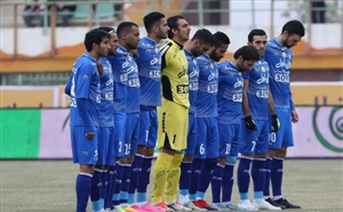 سه استقلالی خط خوردند