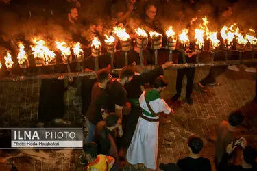 آیین مشعل گردانی دسته نجفی های مقیم قم