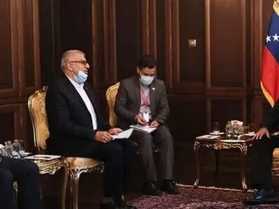 تطویر التعاون النفطی بین ایران وفنزویلا