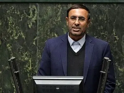 جزایر سه‌گانه جزء جدایی ناپذیر خاک ایران محسوب می‌شود