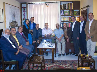 سینما پیشرفت نمی‌کند مگر آنکه تئاتر پیشرفت کند