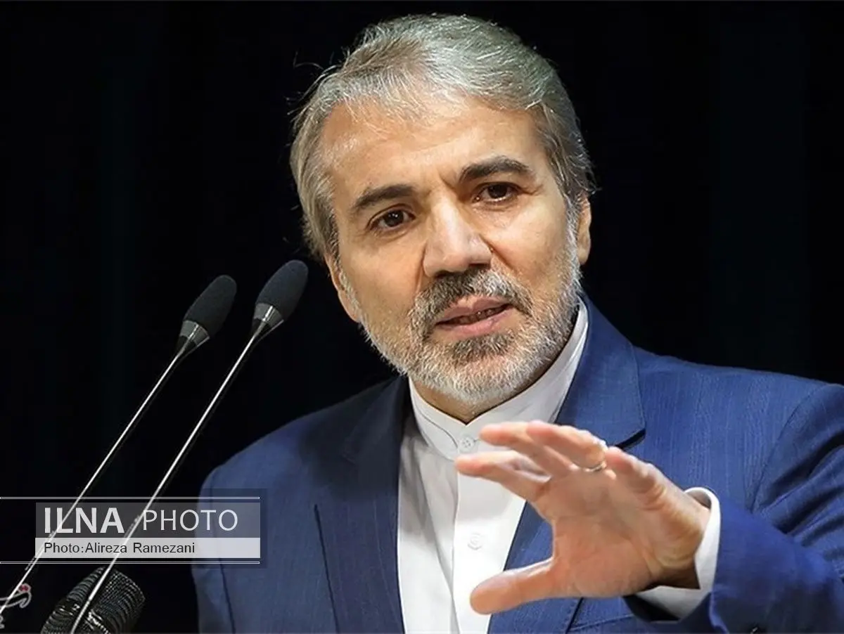 برخی عادت دارند زحمات فرزندان کشور را نادیده بگیرند/استان هرمزگان در تحقق اقتصاد مقاومتی موفق بوده است