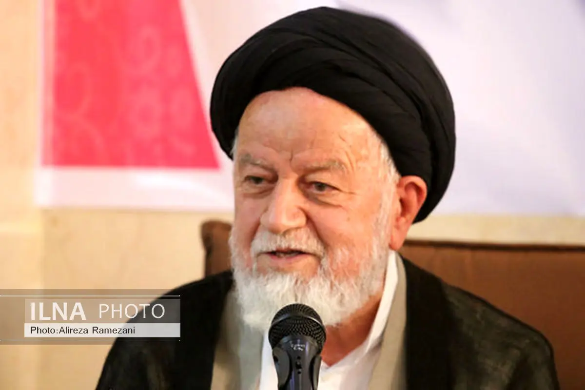 مسئولان شرایط زندگی را برای مردم تسهیل کنند