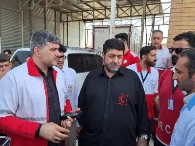 جمعیت هلال‌احمر با بیش از ۱۲۰ هزار نفر، پای کار خدمت‌رسانی به زوار آمده است