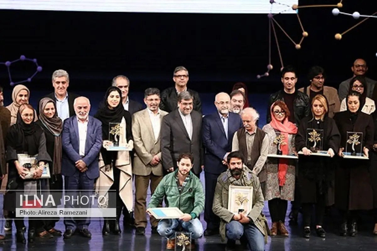 بانوی گیلانی در جشنواره بین المللی هنرهای تجسمی فجر خوش درخشید