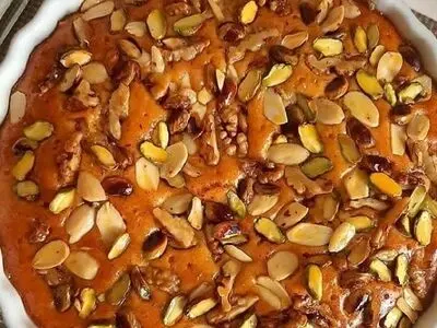 طرز تهیه کیک آجیلی
