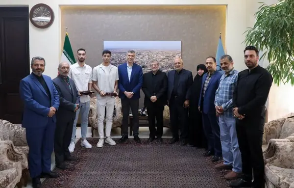 از سرمربی و بازیکنان مشهدی تیم ملی والیبال جوانان کشور قدردانی کرد