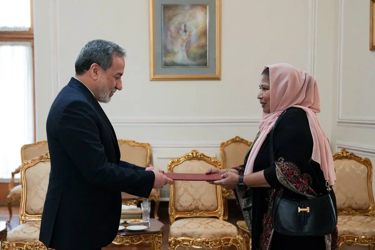 سفیر جدید سریلانکا استوارنامه خود را تسلیم عراقچی کرد
