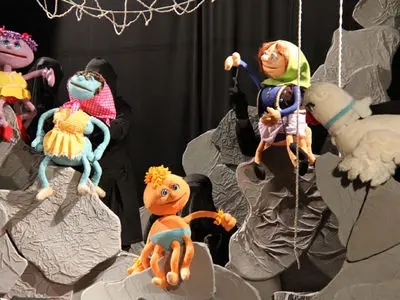 تخفیف ویژه جشنواره مبارک برای دانشجویان و نمایشگران عروسکی