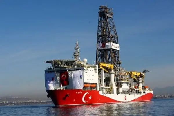 لماذا توقّفت فجأة عملیة التنقیب عن الغاز على سواحل ترکیا؟