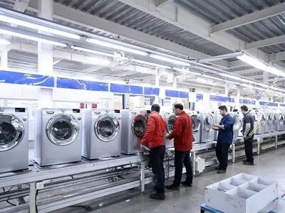 صنعت لوازم خانگی ایران در دو راهی جهش یا رکود؛ واکاوی نقش انجمن و چالش‌های بازار شب عید
