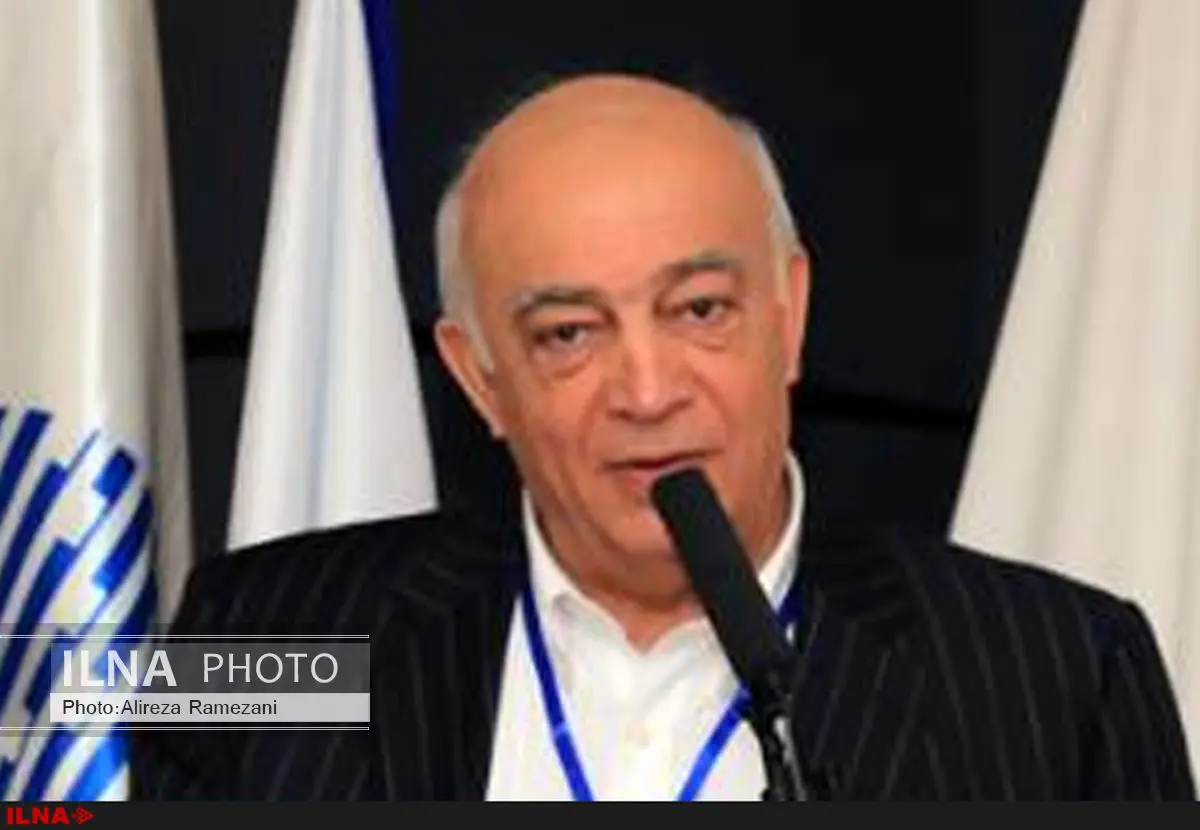 نگرانی‌ها از خروج منابع بانکی با کاهش نرخ سود، علمی نیست/ پول در هر بخشی که بچرخد جای نهایی آن در بانک است