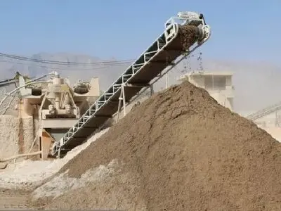 مرگ یک کارگر با سقوط از ارتفاع دستگاه سنگ‌شکن 