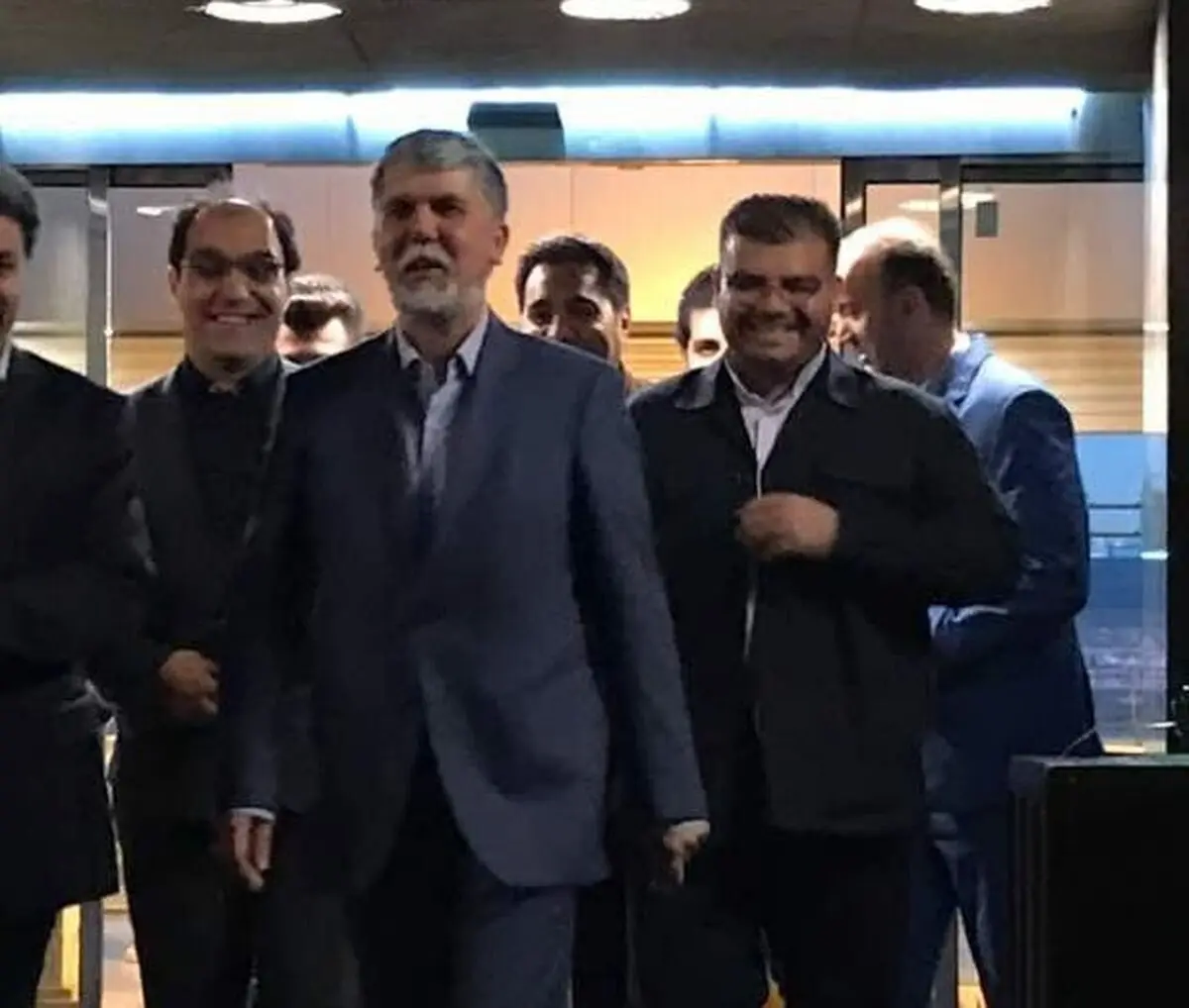 حضور نوازندگان زن روی صحنه اشکالی ندارد/مدیران ارشاد استان‌ها پای این داستان بمانند
