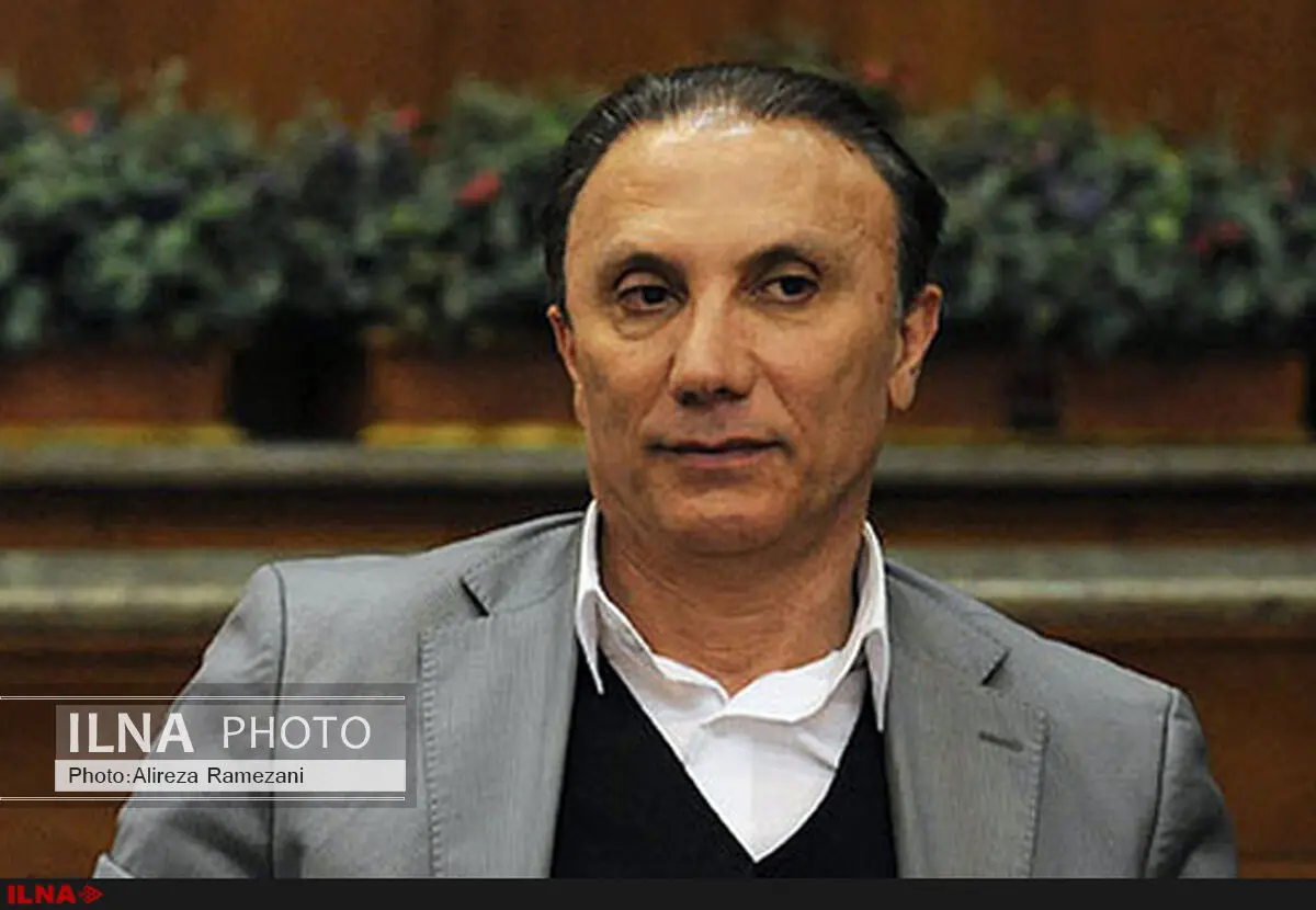 درخشان: پرسپولیس مستحق باخت نبود/ تعویض رضائیان اشتباه بود