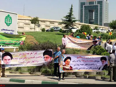 تجمع کسبه پلاسکو برای چهارمین بار در یک ماه اخیر/ اعتراض به عدم رسیدگی بنیاد مستضعفان