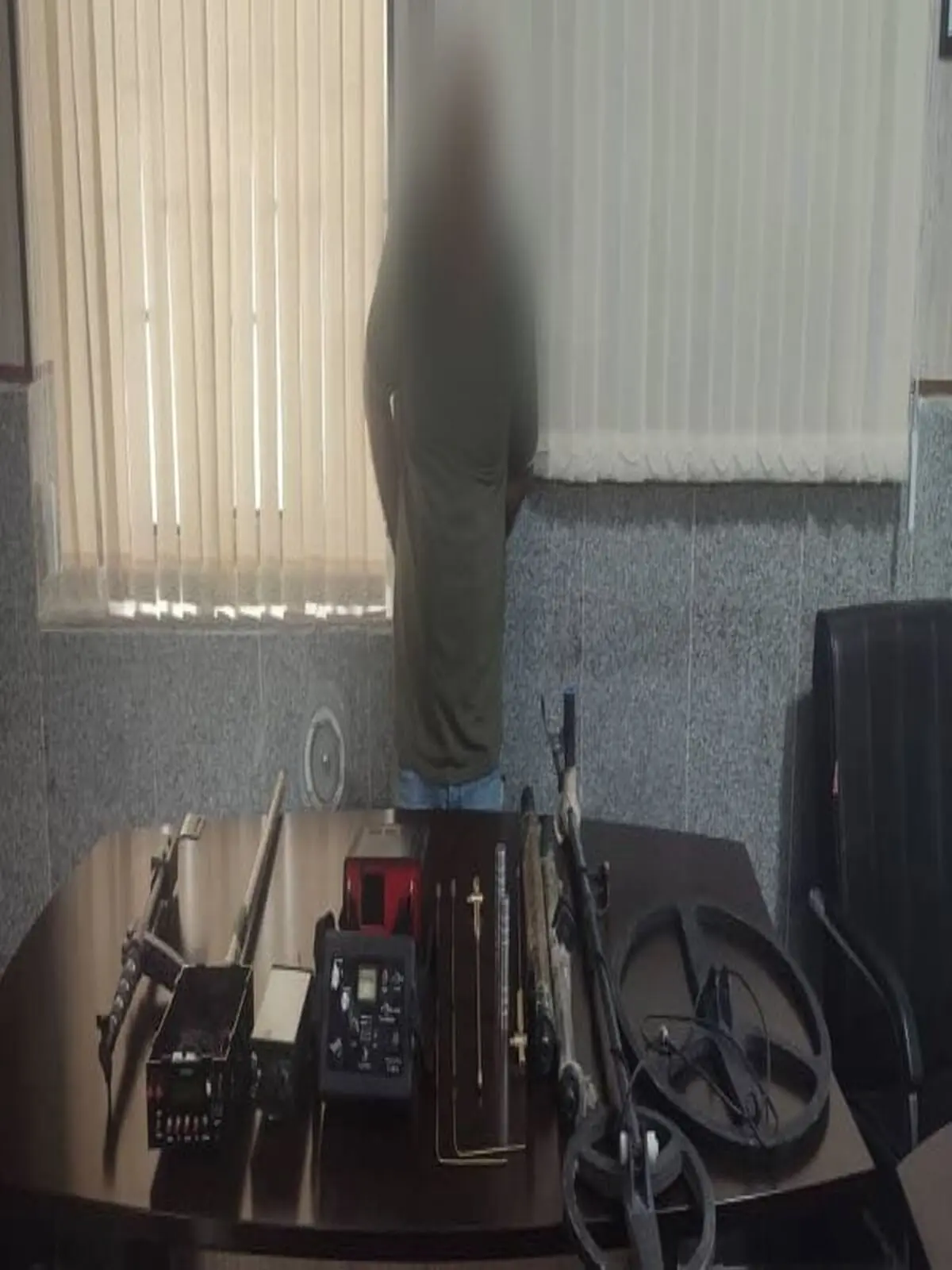 کشف ۴ دستگاه گنج‌یاب غیرمجاز در شیراز