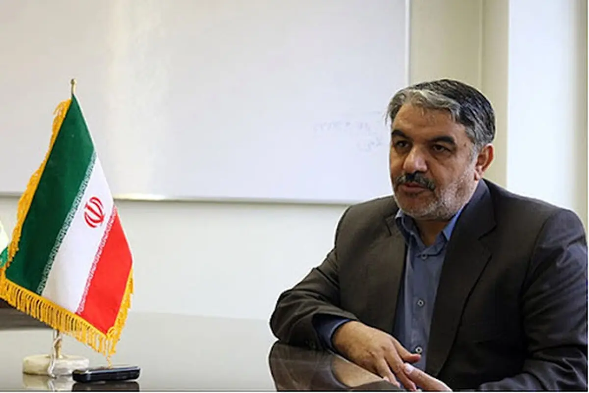 اصلاح‌طلبان برای رسیدن به یک «حزب فراگیر» راه طولانی در پیش دارند/ جریان اصلاحات باید از سال ۹۶ دست به آسیب‌شناسی خود می‌زد/  مهم ترین پایگاه اصلاح‌طلبان افکار عمومی است