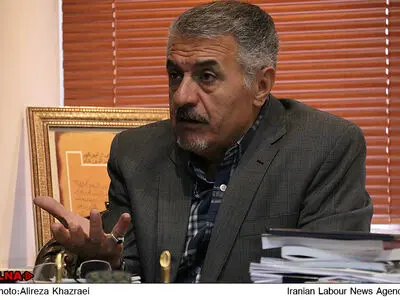 دولت مهرورزی زمینه رانت‌خواری، فساد و اختلاس‌ را فراهم کرد/ پهلوی دوم سال 53 نیروهای کارآمد را کنار گذاشت
