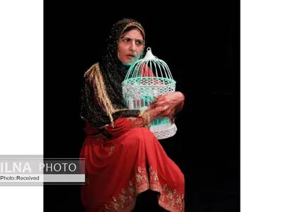 فارغ‌التحصیلان تئاتر مهارت‌شان را کجا و به چه کسی باید نشان دهند؟/ اگر مدیران هنر را باور کنند بخشی از مشکلات کشور حل می‌شود