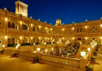 ۳ مرکز اقامتی در یزد فعال شد/ اقامت مسافران با هماهنگی‌های لازم انجام می‌شود