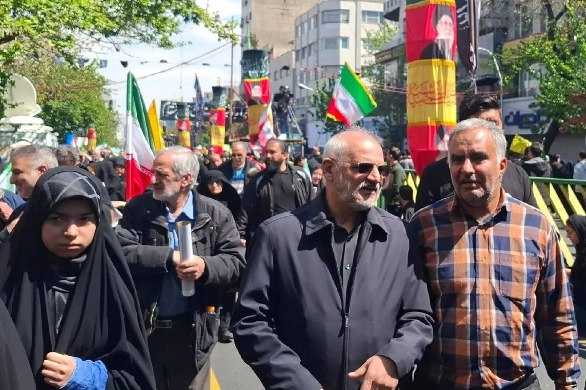 حضور حاجی میرزایی در آیین چهلمین روز شهادت رهبر انقلاب