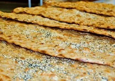 هیچ کمبودی در تامین نان وجود ندارد/فعالیت شبانه روزی ۳ واحد بزرگ نانوایی صنعتی در آذربایجان غربی