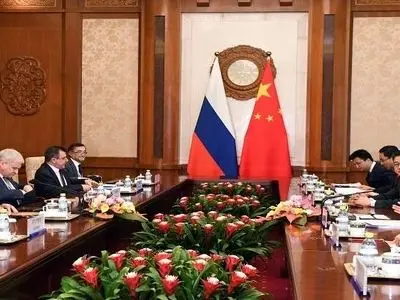 مسکو و پکن با تلاشها برای اصلاح برجام مقابله میکنند