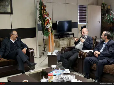 دیدار دبیر کل خانه کارگر با مسئولین اتاق اصناف