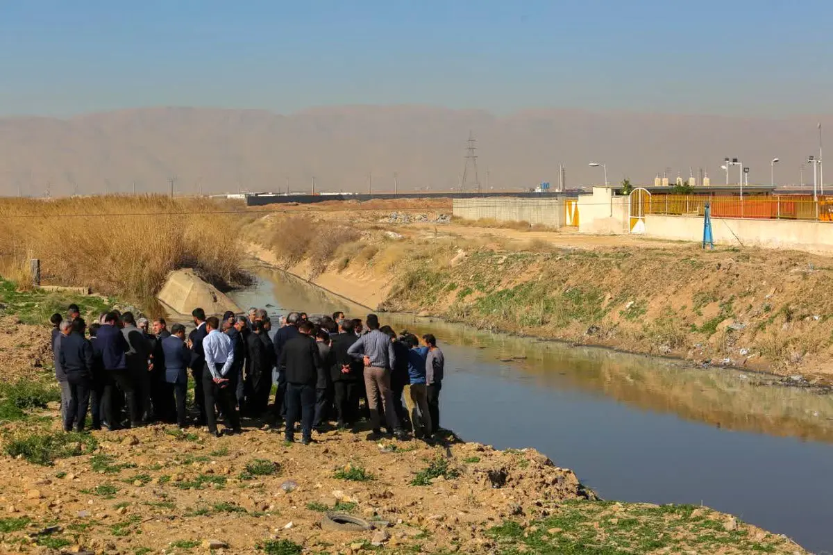 عزم مشترک برای پایان بوی نامطبوع در ورودی شرق شیراز/ ساماندهی فاضلاب پل فسا طی ۵ ماه