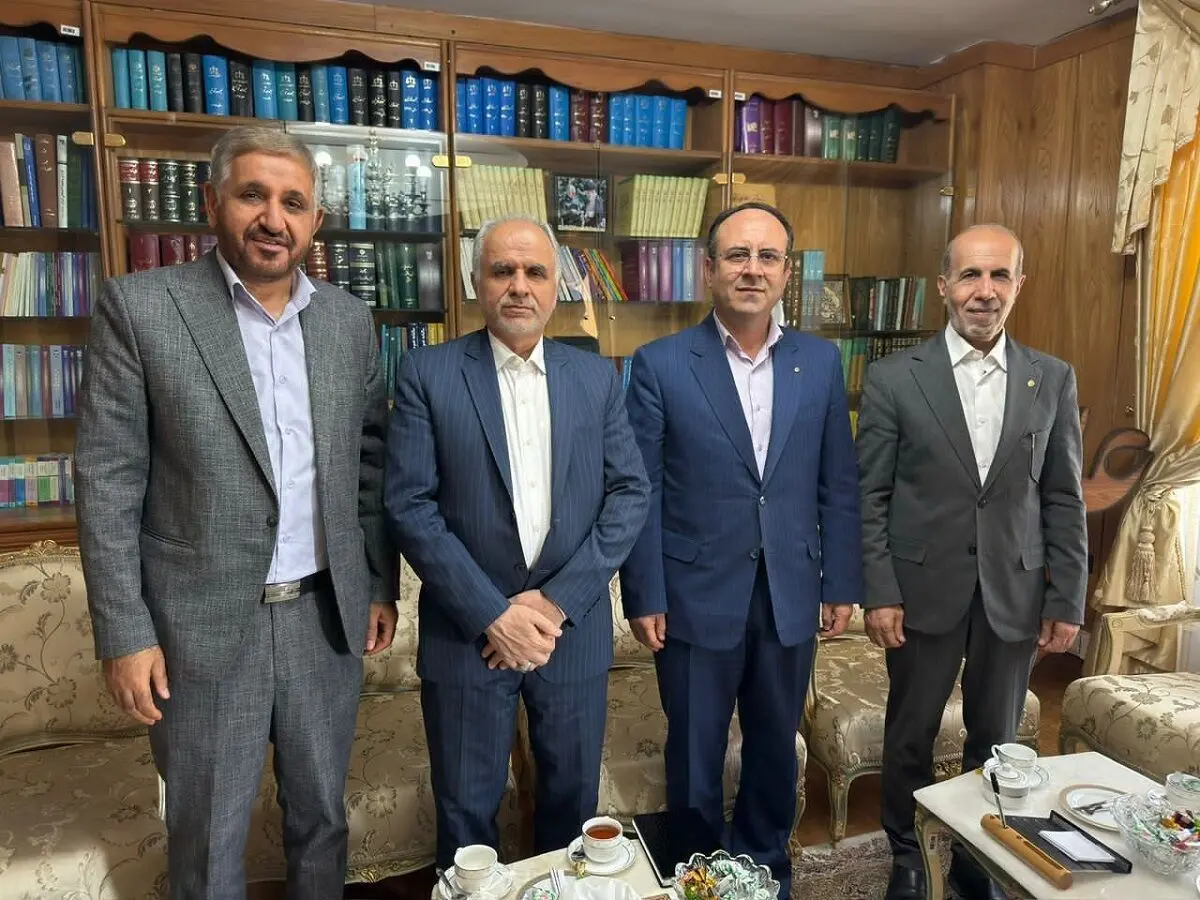 تقدیر وزیر دادگستری از اقدامات کانون وکلای دادگستری مرکز در جنگ تحمیلی سوم