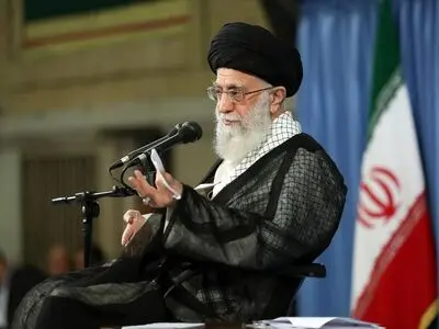 کوچک‌تر از آنند که بر اراده ملت تأثیر بگذارند/ تشکل‌های دانشجویی برای اقدامات خود معطلِ نگرانی یا ناراحت شدن فلان فرد یا دستگاه نشوند