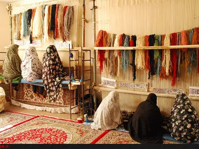 در صنعت فرش ورشکسته شده‌ایم/یک میلیون نفر بیکار شدند