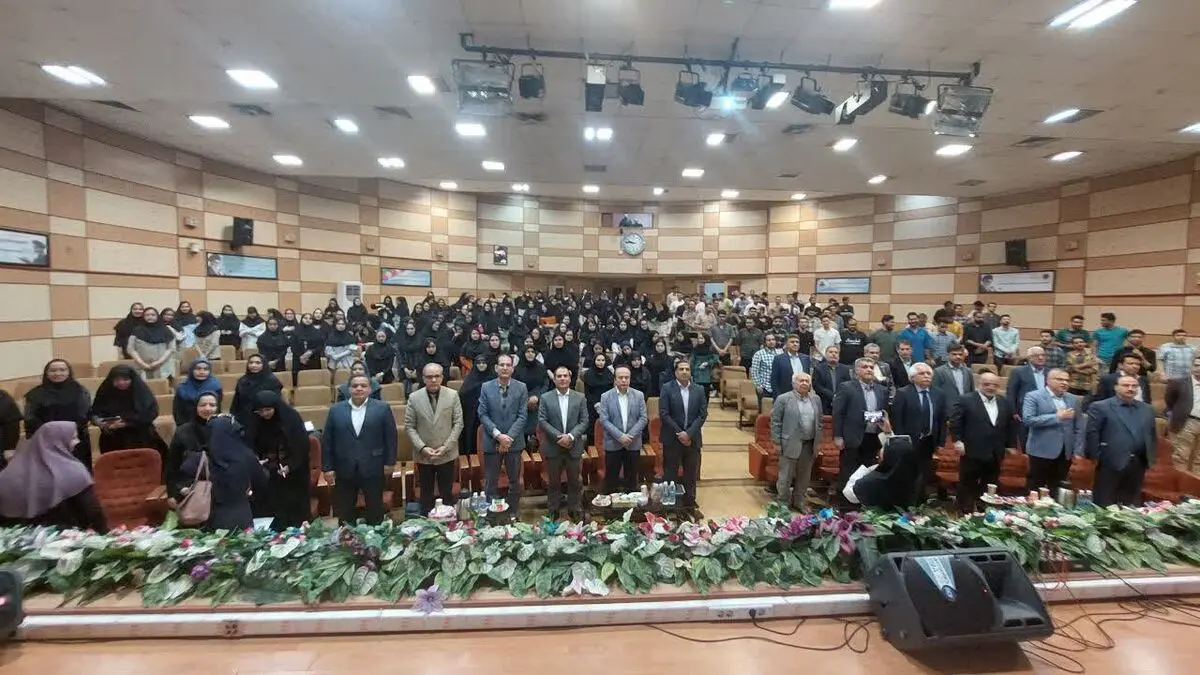 همایش تخصصی صنایع غذایی با همکاری دانشگاه یادگار امام(ره) و فدراسیون تشکل‌های صنایع غذایی و کشاورزی ایران