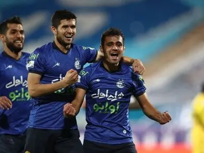 استقلال یک - فجرسپاسی صفر / برد اقتصادی برای افزایش اختلاف با پرسپولیس