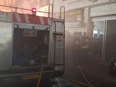 آتش‌نشانان اصفهان کفاشی شعله‌ور را نجات دادند