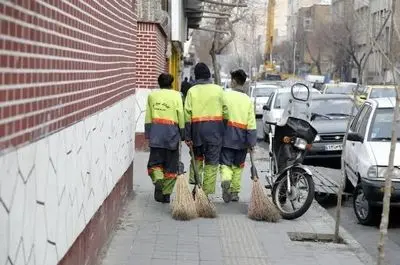 رنج‌های کارگران شهرداری چابهار در روزهای موشک‌باران/ نه حق جنگ می‌گیریم نه اضافه‌کار