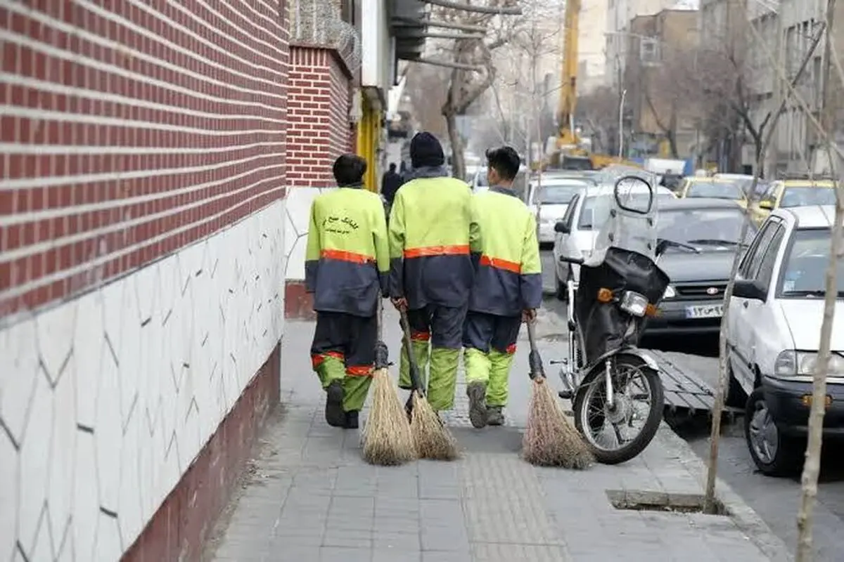 رنج‌های کارگران شهرداری چابهار در روزهای موشک‌باران/ نه حق جنگ می‌گیریم نه اضافه‌کار